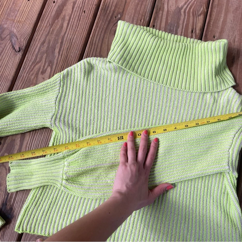 Becca Tilley x Bar III Neon Green Ribbed Turtleneck Sweater XS